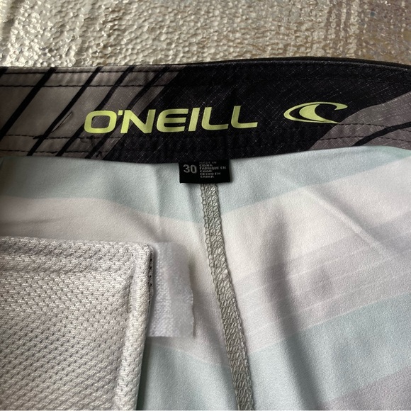 O'Neill Swim Trunks Adult 30 Green Black Striped Mens Bathing Suit Board Shorts - Picture 6 of 16
